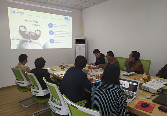 熱烈歡迎馬來西亞客戶考察團(tuán)一行來雷寧普考察交流 熱烈歡迎馬來西亞客戶考察團(tuán)一行來雷寧普考察交流